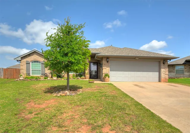 1st image of 2108 Manderly Ct, Norman, OK 73026 | MLS# 1240043