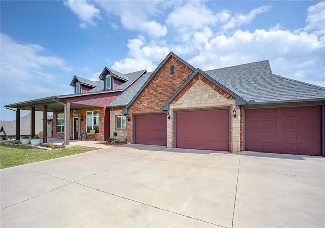 3rd image of 2381 County Road 1260, Blanchard, OK 73010 | MLS# 1240077