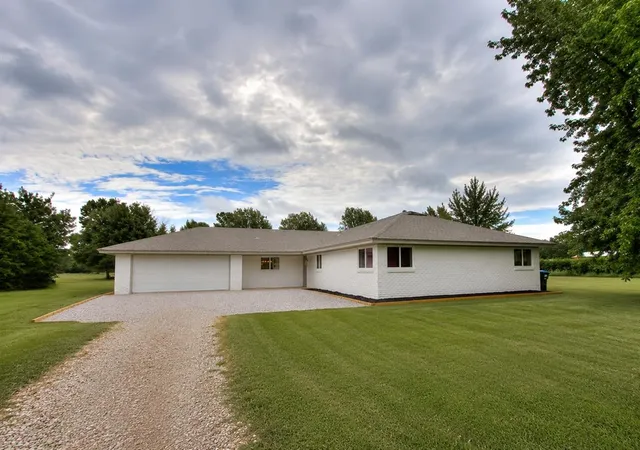 Photo 1 of Sale Pending at 11500 Brockhaus Rd, Guthrie, OK 73044 | MLS# 1240079 | Listing updated on 2026-08-25