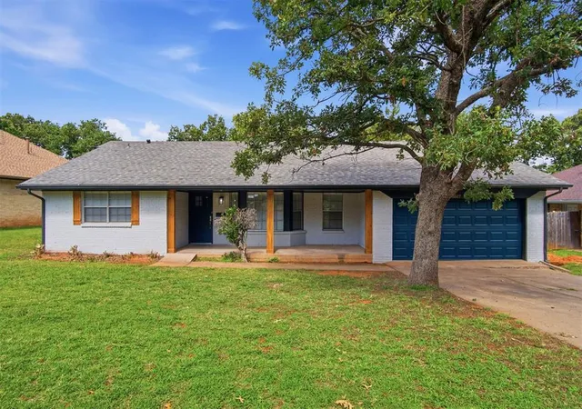 Photo 2 of Single family home for sale at 5517 Timber Ln, Oklahoma City, OK 73111 | MLS# 1240114 | Listing updated on 2026-09-05