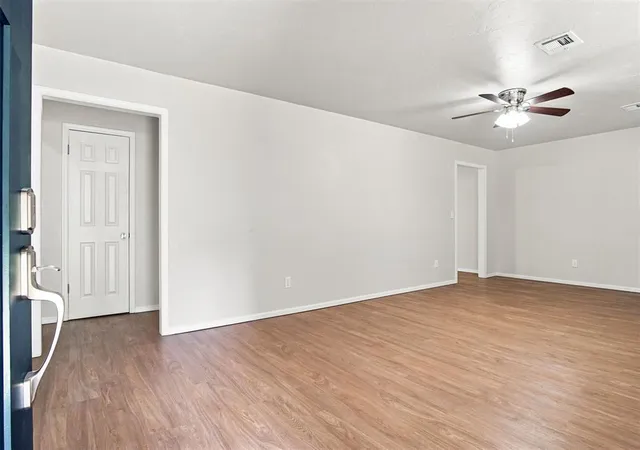Photo 4 of Single family home for sale at 5517 Timber Ln, Oklahoma City, OK 73111 | MLS# 1240114 | Listing updated on 2026-09-05