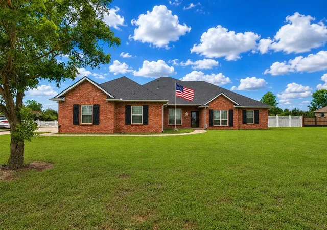 Photo 1 of Sale Pending at 4028 Se 86th Place, Oklahoma City, OK 73135 | MLS# 1240122 | Listing updated on 2026-07-21
