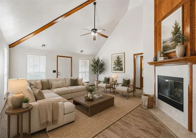 Photo 2 of Sale Pending at 1001 Sw 24th Street, Moore, OK 73170 | MLS# 1240128 | Listing updated on 2026-09-23