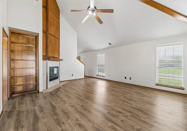 Photo 3 of Sale Pending at 1001 Sw 24th Street, Moore, OK 73170 | MLS# 1240128 | Listing updated on 2026-09-23