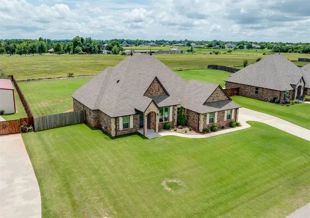 2nd image of 3238 Nw 22nd Pl, Newcastle, OK 73065 | MLS# 1240131