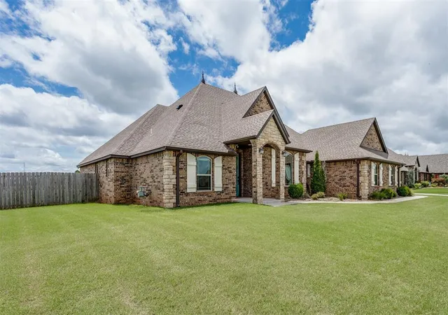 3rd image of 3238 Nw 22Nd Pl, Newcastle, OK 73065 | MLS# 1240131