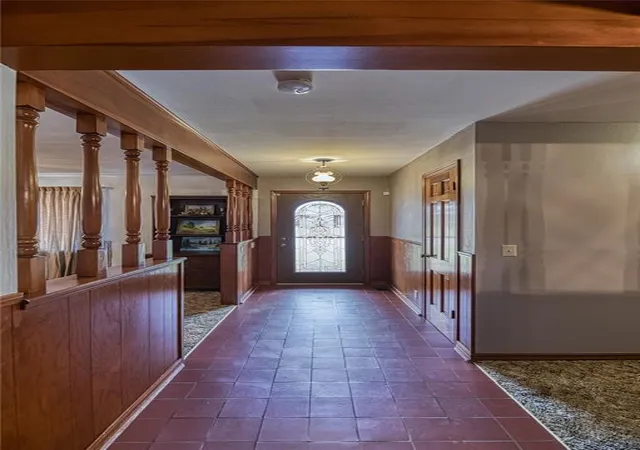 2nd image of 1500 Redstone Dr, Clinton, OK 73601 | MLS# 1240143