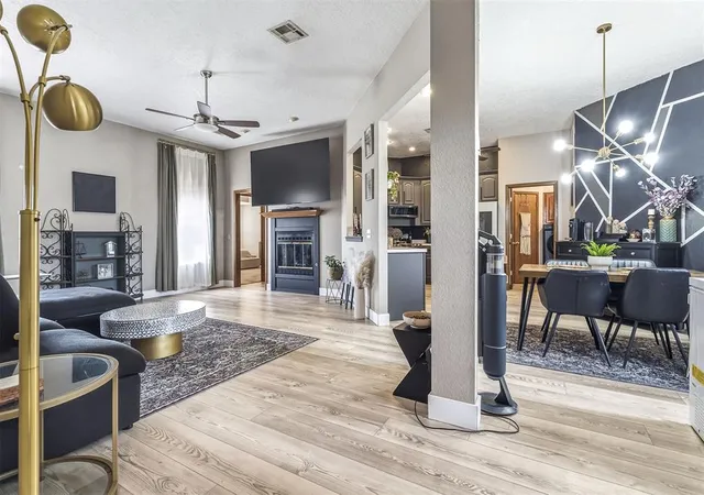 2nd image of 310 Shale Crst, Clinton, OK 73601 | MLS# 1240153