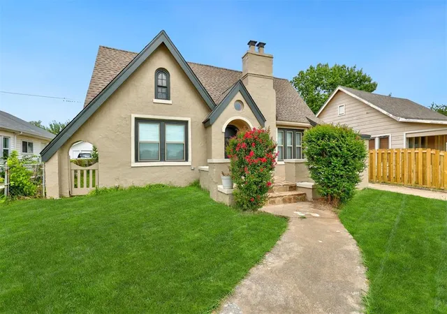 1st image of 1608 N Bdwy Ave, Shawnee, OK 74804 | MLS# 1240161