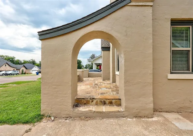 44th image of 1608 N Bdwy Ave, Shawnee, OK 74804 | MLS# 1240161