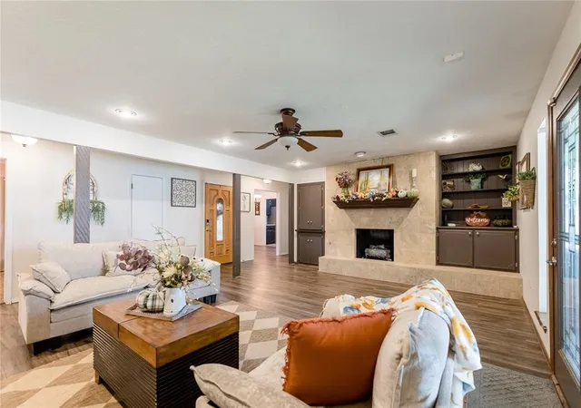 Photo 4 of Single family home for sale at 909 Jami Ln, Elk City, OK 73644 | MLS# 1240169 | Listing updated on 2026-10-10
