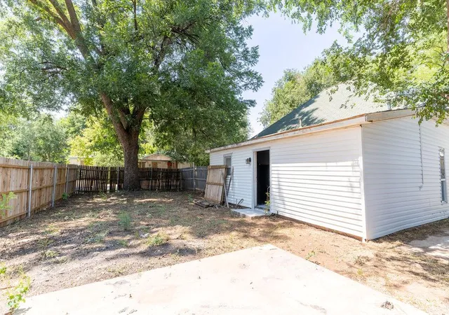 Photo 11 of Single family home for sale at 224 W 1st Street, Carnegie, OK 73015 | MLS# 1240172 | Listing updated on 2026-08-18
