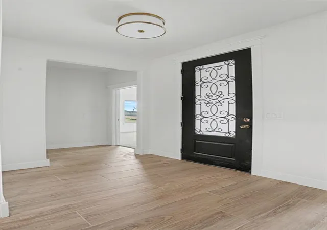 Photo 4 of Single family home for sale at 5 Old Glory Ave, Altus, OK 73521 | MLS# 1240205 | Listing updated on 2026-09-29