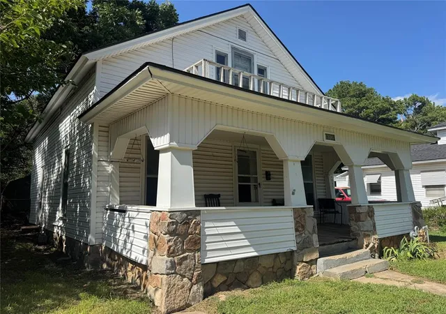 3rd image of 1316 E 9Th St, Shawnee, OK 74801 | MLS# 1240207