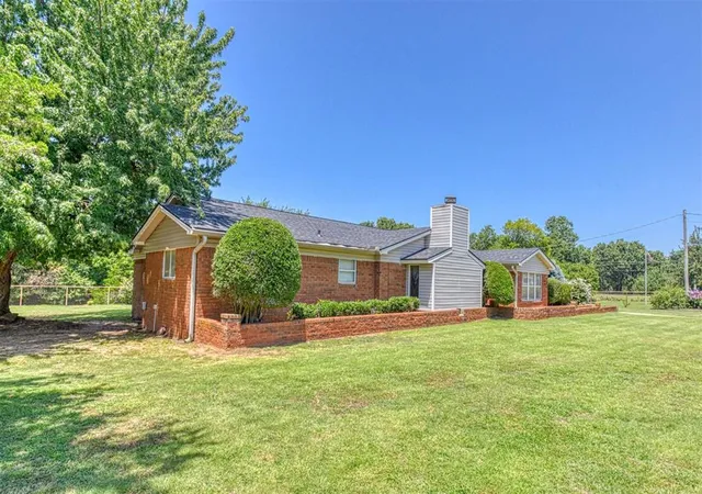 3rd image of 3400 Ne 108Th Ave, Norman, OK 73026 | MLS# 1240227