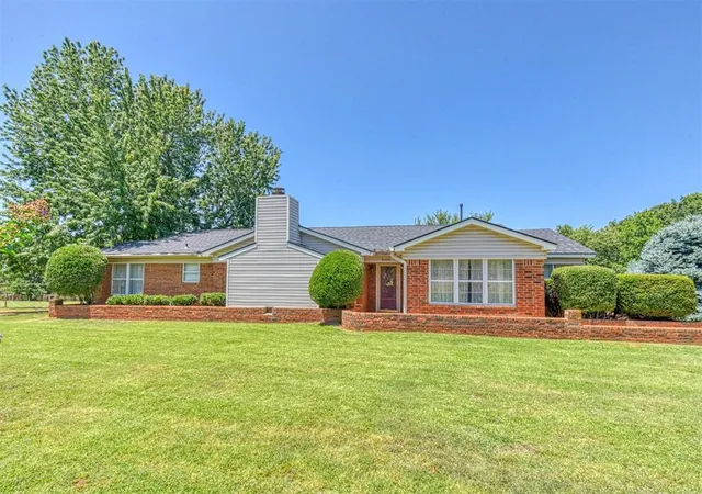 4th image of 3400 Ne 108Th Ave, Norman, OK 73026 | MLS# 1240227