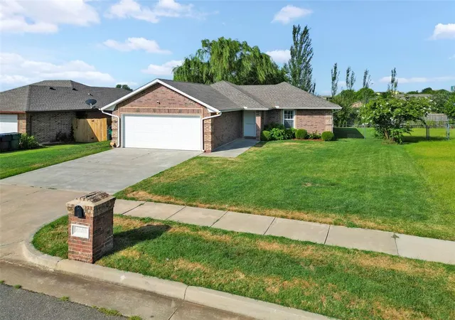 Photo 1 of Sale Pending at 8513 N Phillips Ave, Oklahoma City, OK 73114 | MLS# 1240234 | Listing updated on 2026-08-17