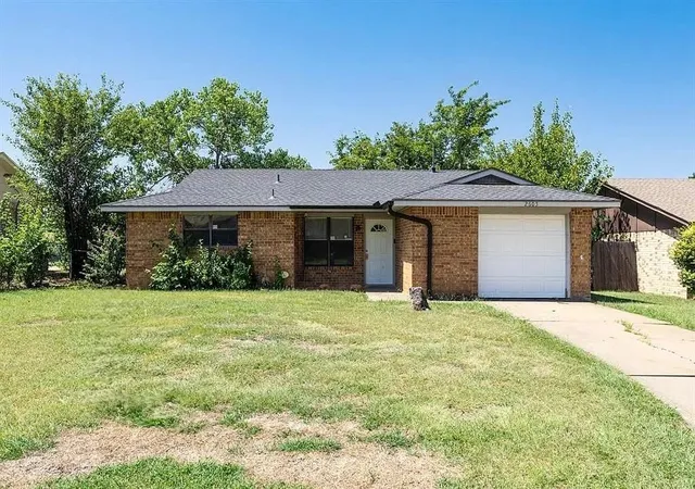 22nd image of 2605 Ne Dearborn Ave, Lawton, OK 73507 | MLS# 1240240