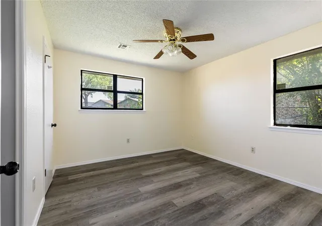5th image of 2605 Ne Dearborn Ave, Lawton, OK 73507 | MLS# 1240240