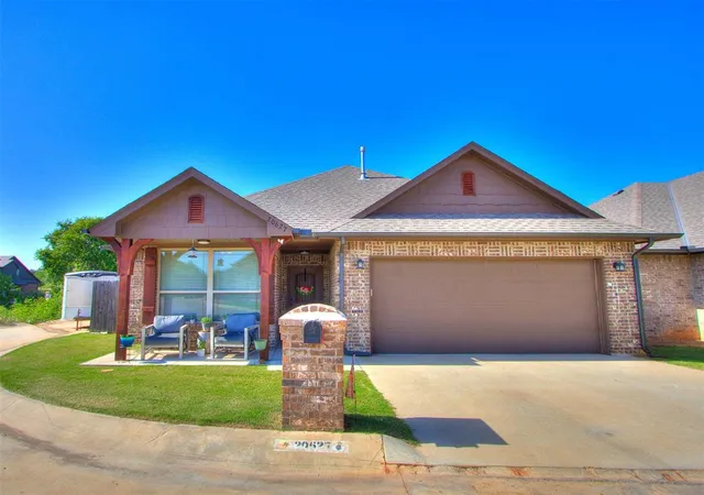 1st image of 20627 Santa Fe Ave, Harrah, OK 73045 | MLS# 1240242