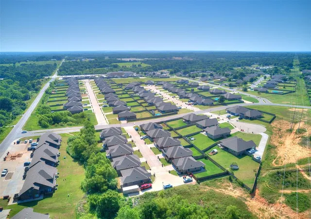 36th image of 20627 Santa Fe Ave, Harrah, OK 73045 | MLS# 1240242