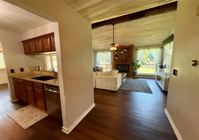 2nd image of 1509 Ne 6th St, Moore, OK 73160 | MLS# 1240244
