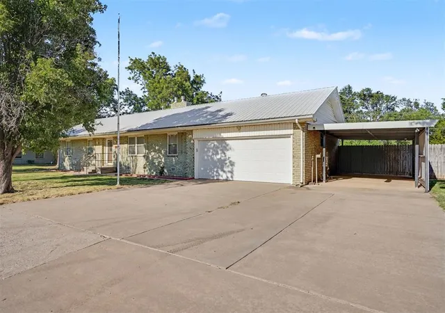 Photo 1 of Single family home for sale at 992 Hughes Dr, Blair, OK 73526 | MLS# 1240251 | Listing updated on 2026-07-21