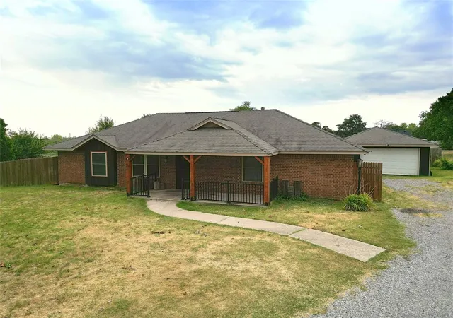 Photo 2 of Single family home for sale at 19800 Aaron Dr, Harrah, OK 73045 | MLS# 1240255 | Listing updated on 2026-09-18