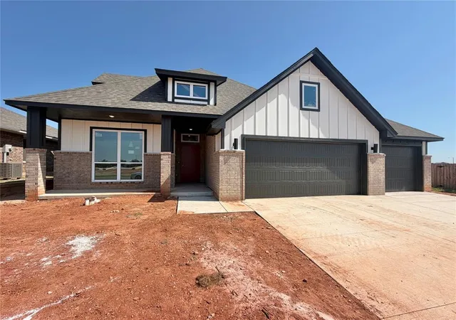 2nd image of 4019 Abingdon Dr, Norman, OK 73026 | MLS# 1240264