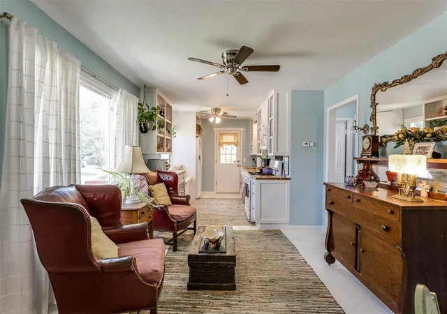 2nd image of 1912 Carlisle Rd, Oklahoma City, OK 73120 | MLS# 1240298
