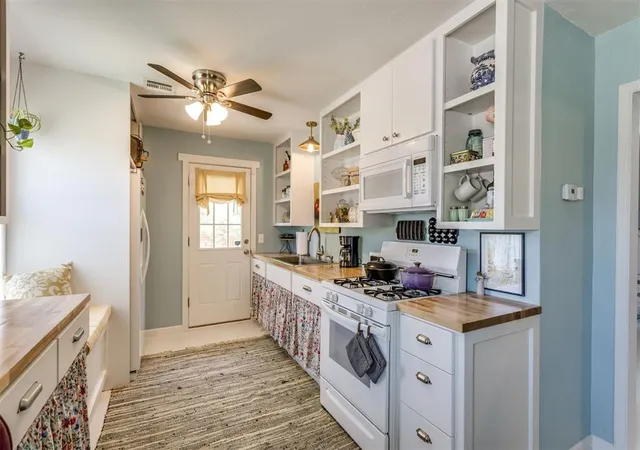3rd image of 1912 Carlisle Rd, Oklahoma City, OK 73120 | MLS# 1240298