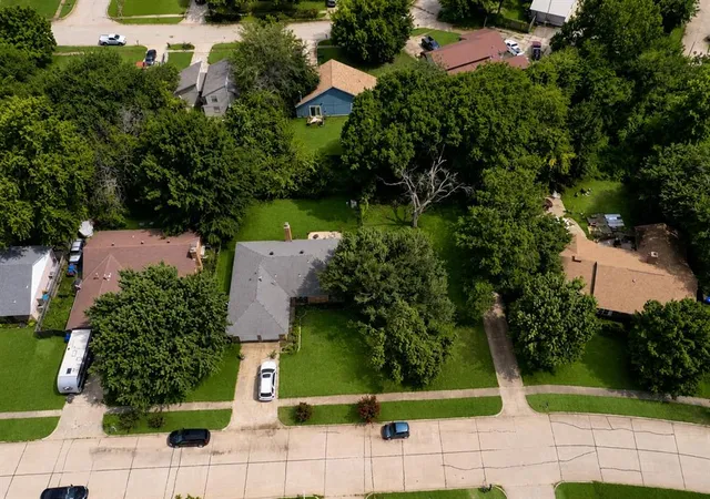 2nd image of 1823 Rolling Stone Dr, Norman, OK 73071 | MLS# 1240308