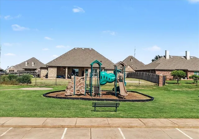 22nd image of 3305 Sugar Maple Wy, Oklahoma City, OK 73179 | MLS# 1240312