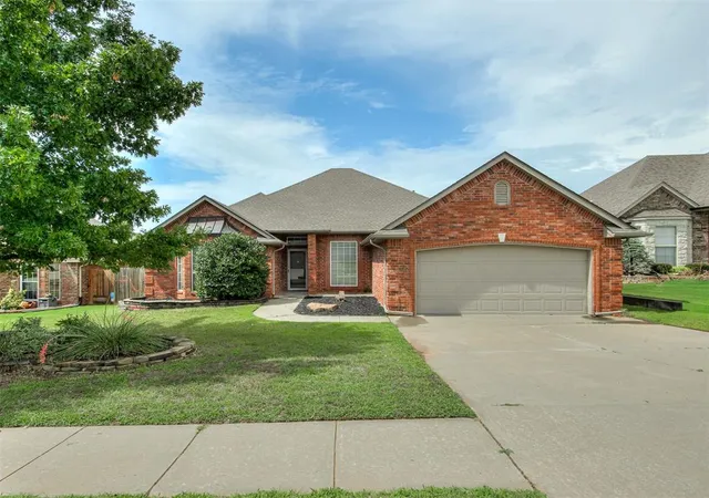 Photo 2 of Single family home for sale at 2617 Se 8th Street, Moore, OK 73160 | MLS# 1240318 | Listing updated on 2026-07-24