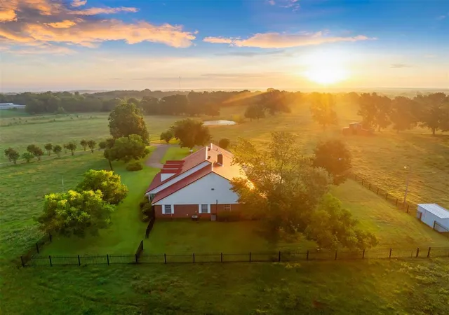 Photo 2 of Single family home for sale at 830 N Denison Rd, Idabel, OK 74745 | MLS# 1240326 | Listing updated on 2026-08-13