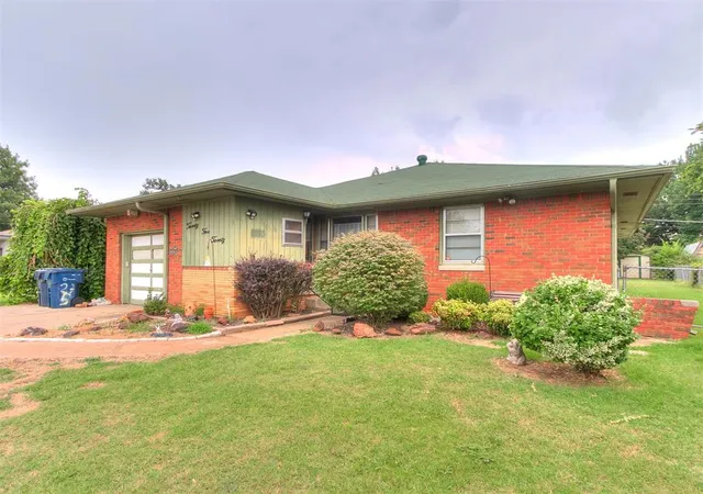 Photo 3 of Single family home for sale at 2520 Sw 50th Street, Oklahoma City, OK 73119 | MLS# 1240328 | Listing updated on 2026-08-27