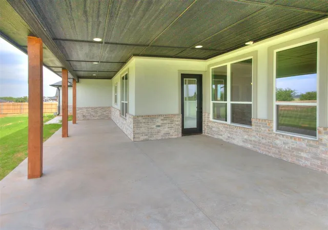 3rd image of 4740 Ranchero Dr, Edmond, OK 73025 | MLS# 1240330
