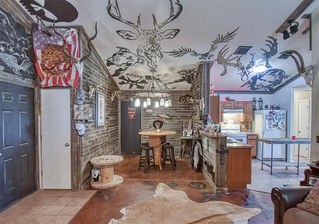 Photo 3 of Single family home for sale at 700 Ga Zump Dr, Norman, OK 73069 | MLS# 1240371 | Listing updated on 2026-09-18