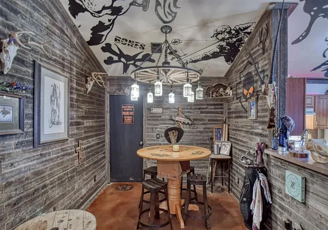 Photo 4 of Single family home for sale at 700 Ga Zump Dr, Norman, OK 73069 | MLS# 1240371 | Listing updated on 2026-09-18