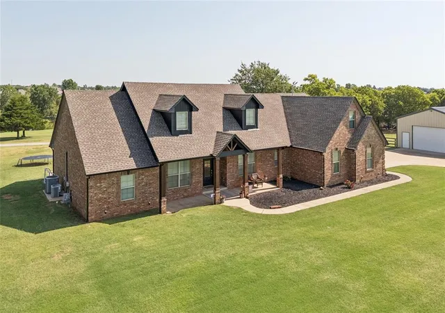 3rd image of 4721 Se 34Th St, Oklahoma City, OK 73165 | MLS# 1240380