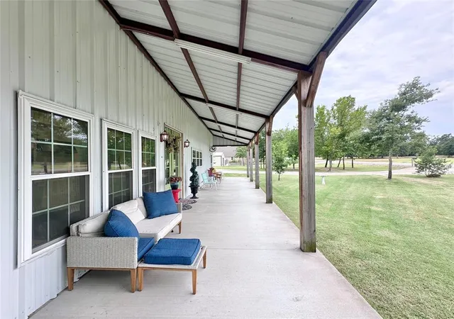 3rd image of 32700 Tincup Dr, Shawnee, OK 74804 | MLS# 1240382