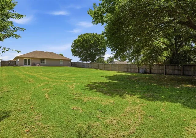 32nd image of 208 S 9th Ave, Stroud, OK 74079 | MLS# 1240407