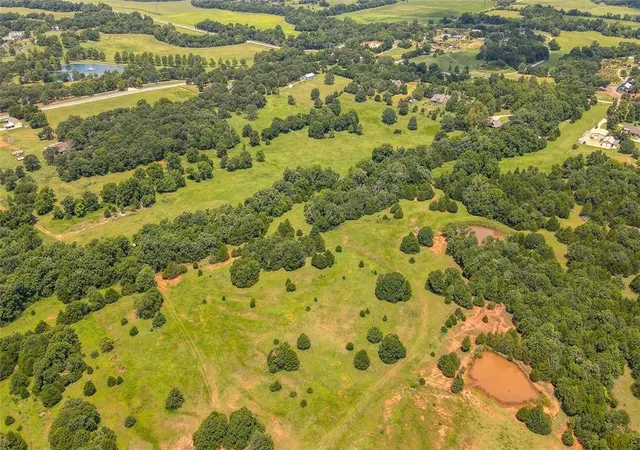 3rd image of Ne 36Th Ave, Norman, OK 73026 | MLS# 1240414