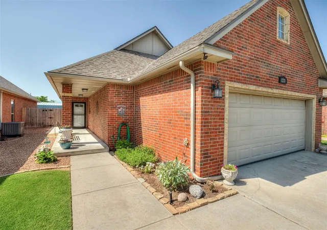 Photo 2 of Single family home for sale at 1228 Sw 85th Terrace, Oklahoma City, OK 73139 | MLS# 1240424 | Listing updated on 2026-08-17
