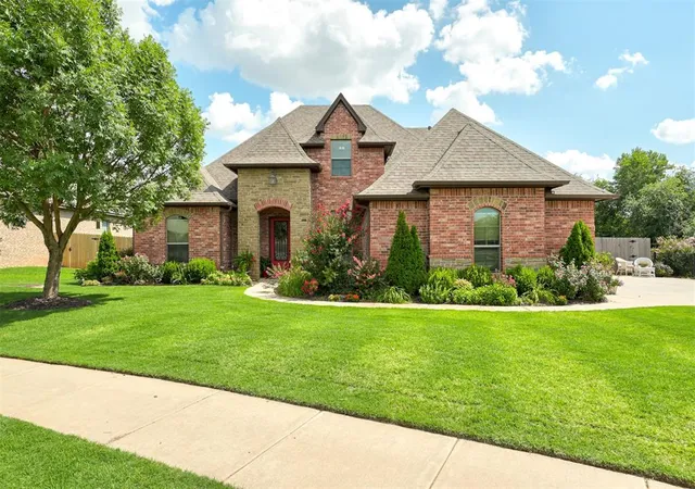 Photo 1 of Sale Pending at 1216 Brayhill Rd, Edmond, OK 73003 | MLS# 1240435 | Listing updated on 2026-08-12