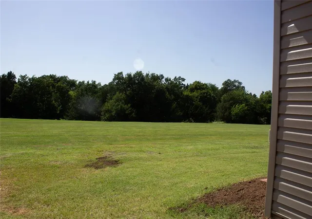 3rd image of 1201 N Stallion Dr, Guthrie, OK 73044 | MLS# 1240436