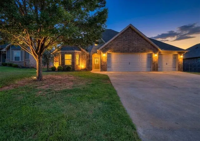 Photo 1 of Single family home for sale at 2409 Santa Monica Dr, Edmond, OK 73034 | MLS# 1240457 | Listing updated on 2026-09-24