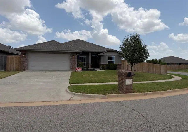 Photo 1 of Single family home for sale at 1120 Chestnut Crk Dr, Yukon, OK 73099 | MLS# 1240462 | Listing updated on 2026-08-05
