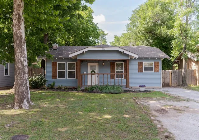 Photo 3 of Single family home for sale at 832 Nw 35th Street, Oklahoma City, OK 73118 | MLS# 1240465 | Listing updated on 2026-08-05