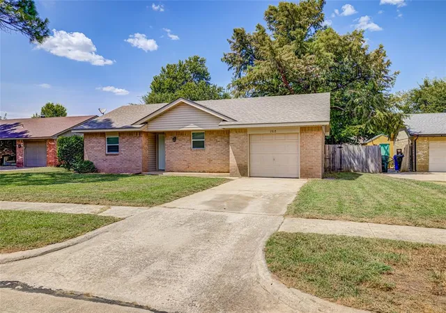 1st image of 1517 Willowcliff Ct, Norman, OK 73071 | MLS# 1240468